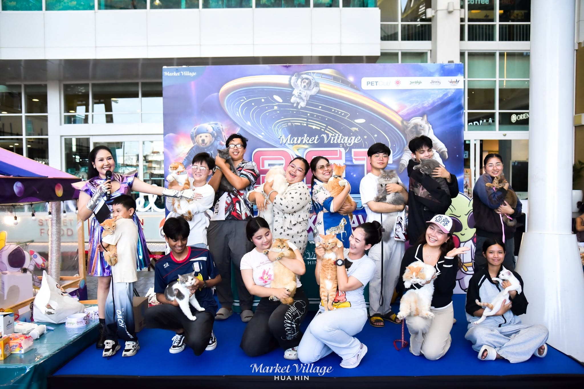 เจ้ายอดแมวนักกินแห่งจักรวาล งาน PETS PAW