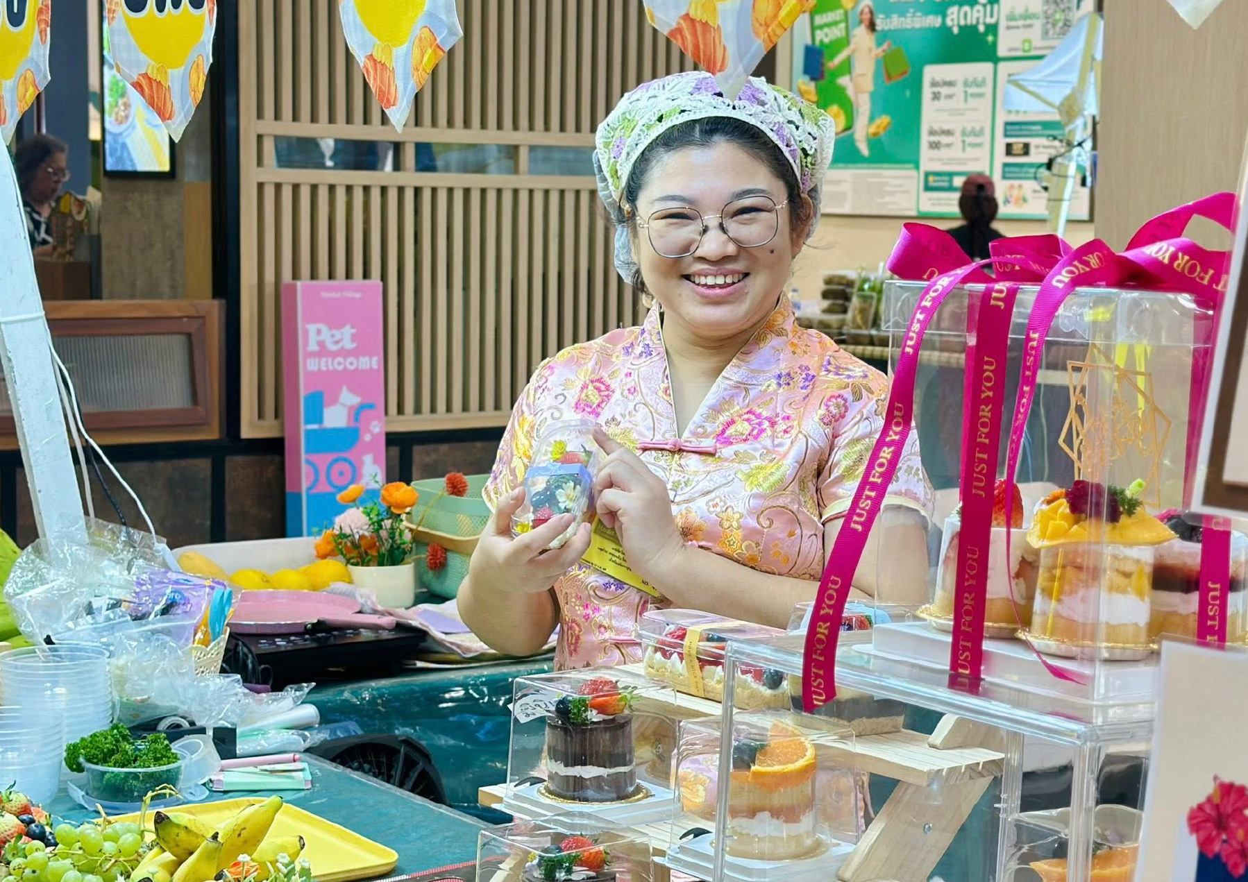 ปักหมุดพิกัดสายหวาน! ขนมโฮมเมดไส้ทะลัก ผลไม้จัดเต็ม เริ่มต้นเพียง 50 บาท